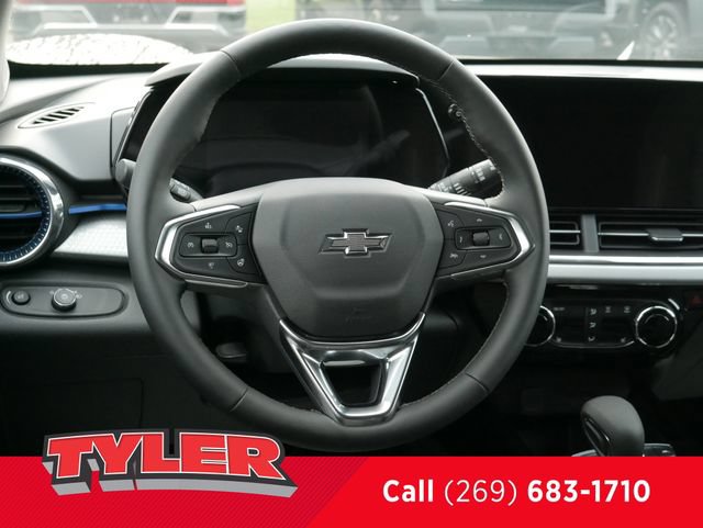 New 2026 Chevrolet Trax LT w/ Driver Confidence Package FWD image 40