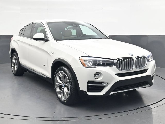 Used 2018 BMW X4 xDrive28i AWD/4WD image 2
