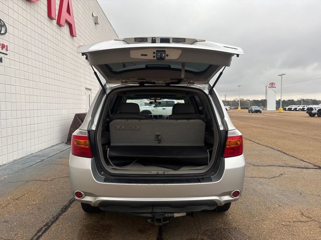 Used 2010 Toyota Highlander SE image 30