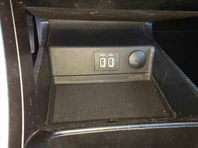 Used 2020 Ford Fusion SEL image 23