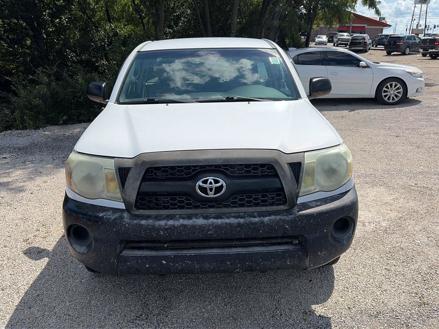 Used 2011 Toyota Tacoma 2WD Regular Cab image 8