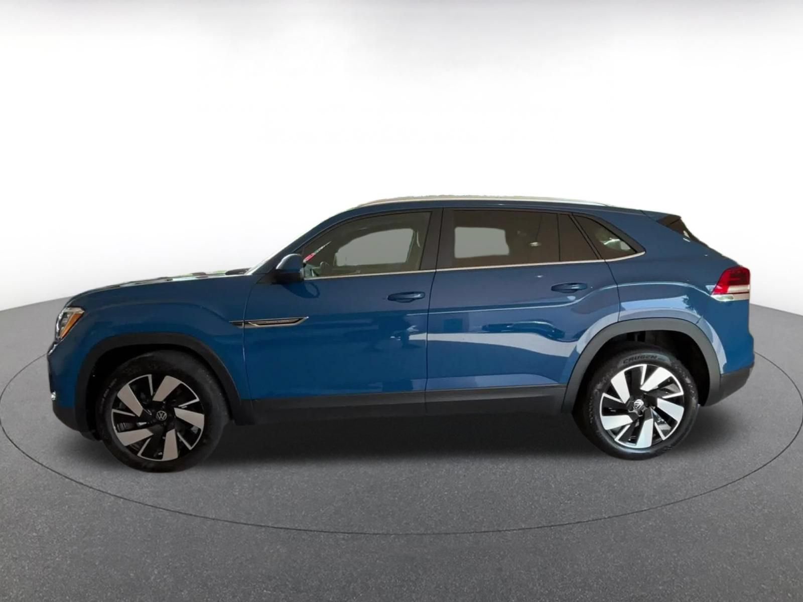 Used 2026 Volkswagen Atlas Cross Sport SE AWD/4WD image 8