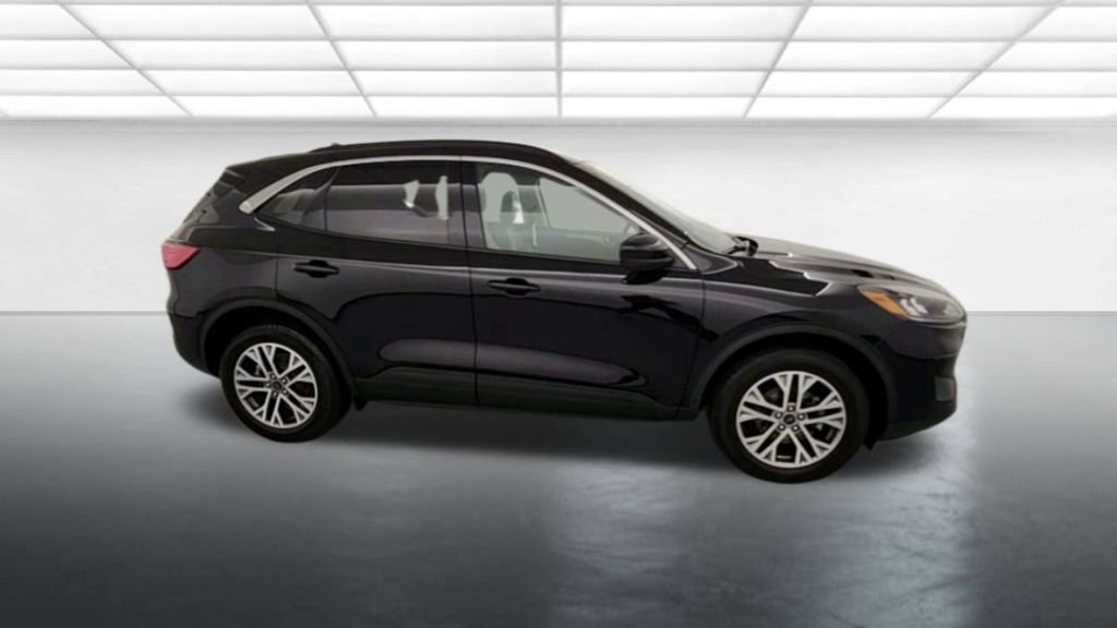 Used 2022 Ford Escape SEL image 9