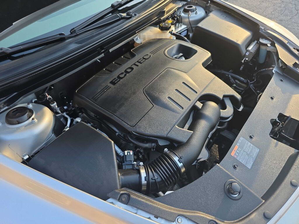Used 2011 Chevrolet Malibu LS image 23
