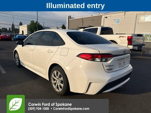 Used 2021 Toyota Corolla LE w/ Carpet Mat Package (TMS) FWD image 5