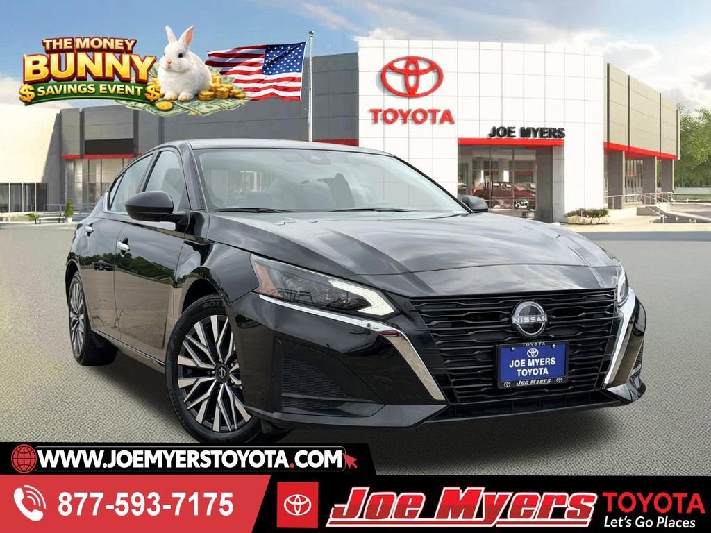 Used 2025 Nissan Altima 2.5 SV FWD image 1
