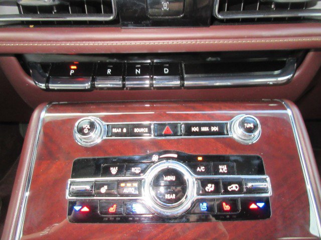 Used 2023 Lincoln Aviator Black Label w/ Jet Package AWD/4WD image 25