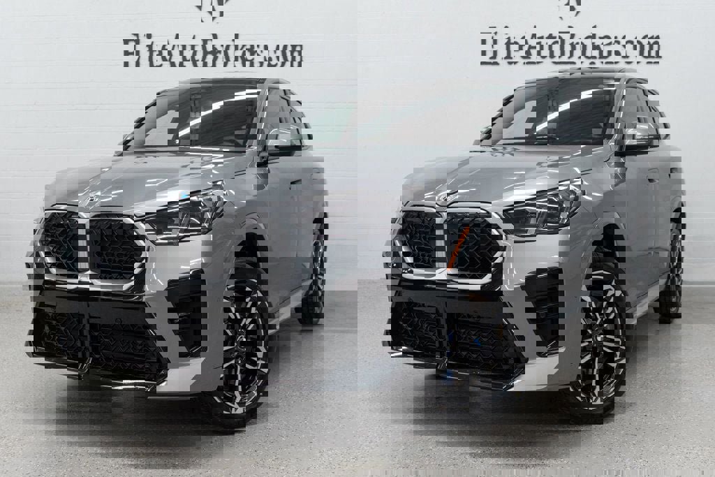 Used 2026 BMW X2 xDrive28i w/ M Sport Package image 40