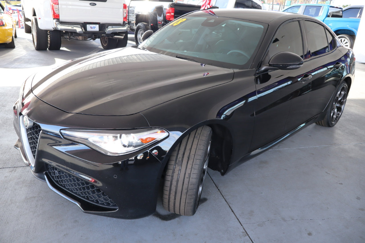 Used 2018 Alfa Romeo Giulia Ti Sport w/ Quick Order Package 22S Sport image 9