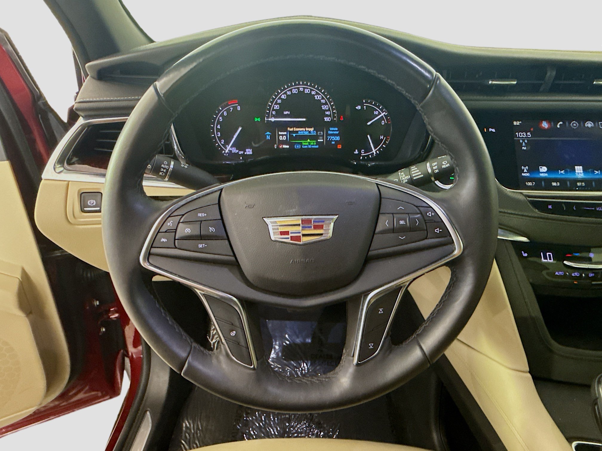 Used 2018 Cadillac XT5 Luxury FWD image 13