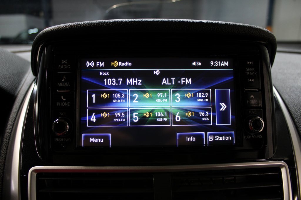 Used 2020 Mitsubishi Eclipse Cross ES image 17