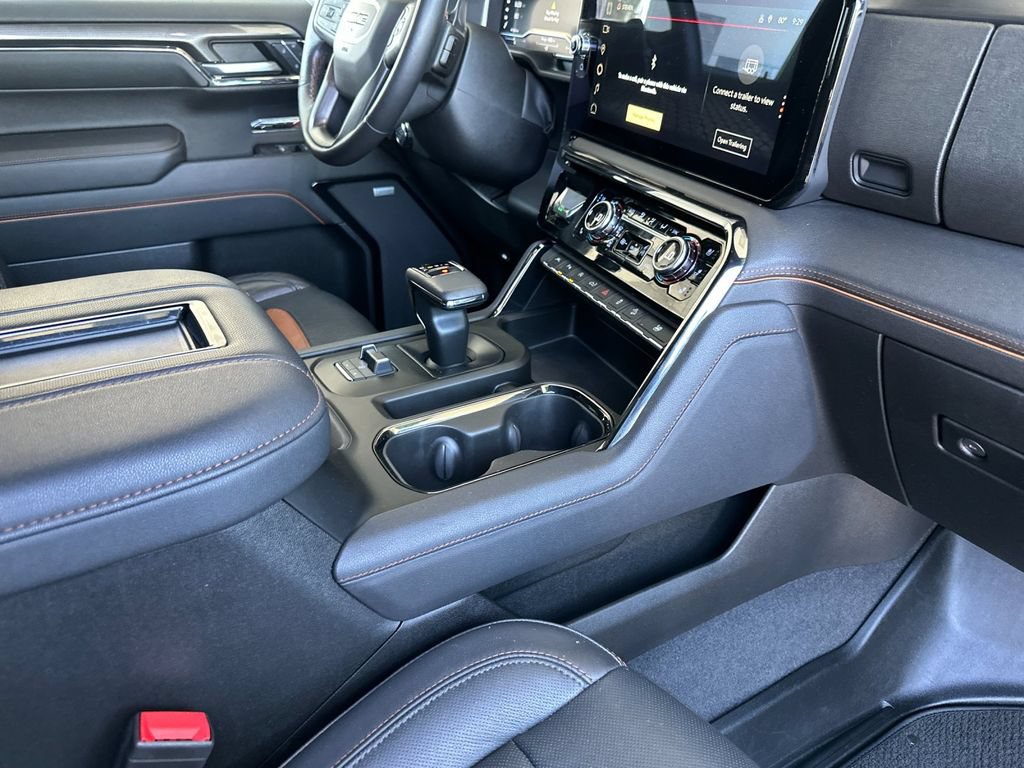 Used 2022 GMC Sierra 1500 AT4 w/ AT4 Premium Package AWD/4WD image 14