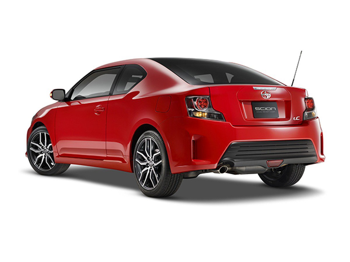 Used 2014 Scion tC FWD image 2