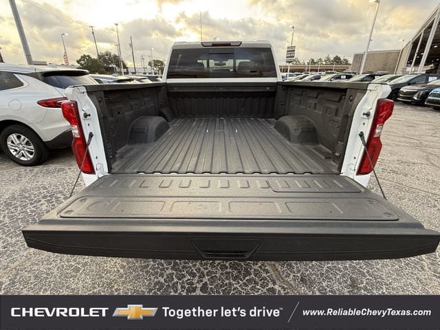 Used 2021 Chevrolet Silverado 2500 LTZ w/ LTZ Convenience Package AWD/4WD image 36