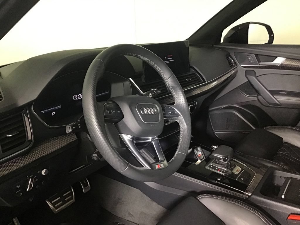 Used 2023 Audi SQ5 Prestige w/ Prestige Package AWD/4WD image 4