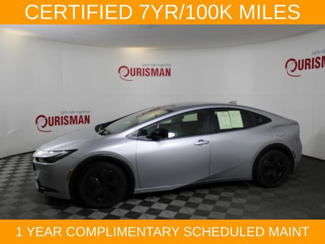 Used 2025 Toyota Prius LE FWD image 4