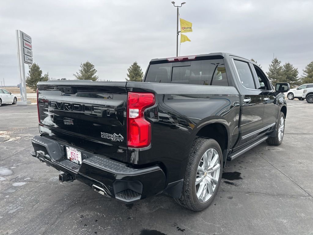 Used 2024 Chevrolet Silverado 1500 High Country image 11