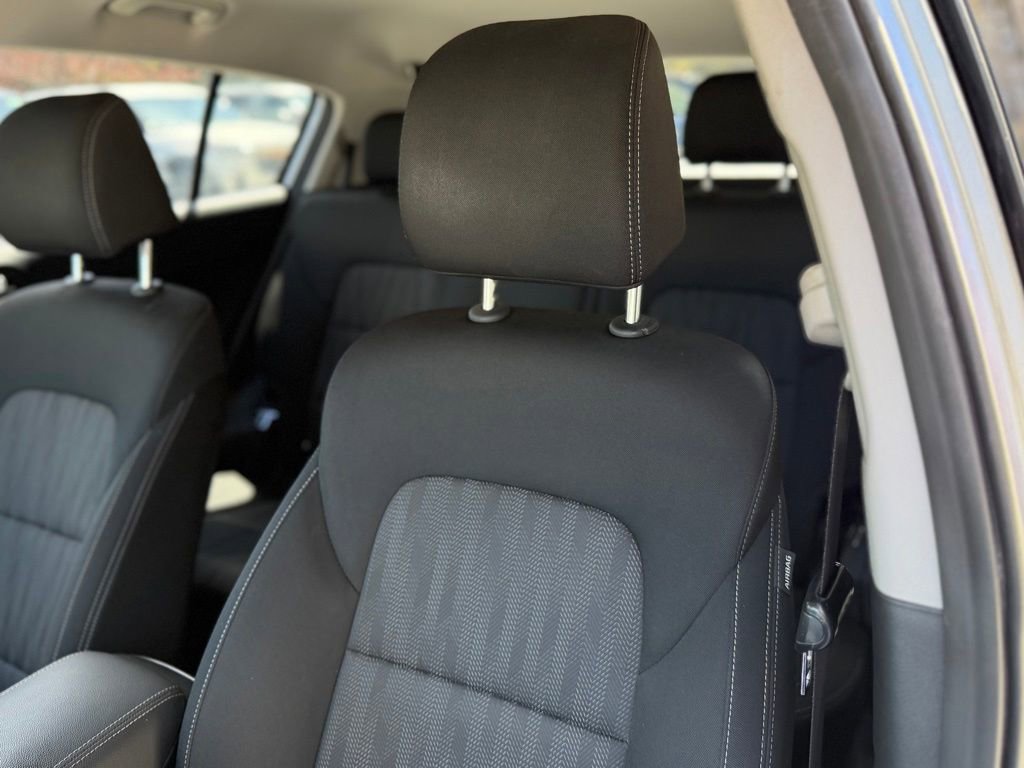 Used 2022 Kia Sportage LX AWD/4WD image 6