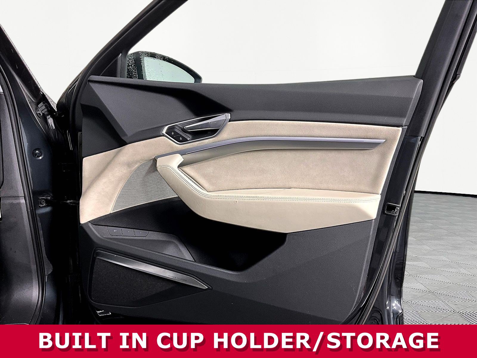 Used 2019 Audi e-tron Prestige AWD/4WD image 25