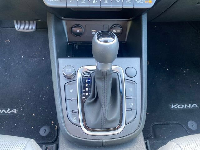 Used 2023 Hyundai Kona Limited FWD image 22