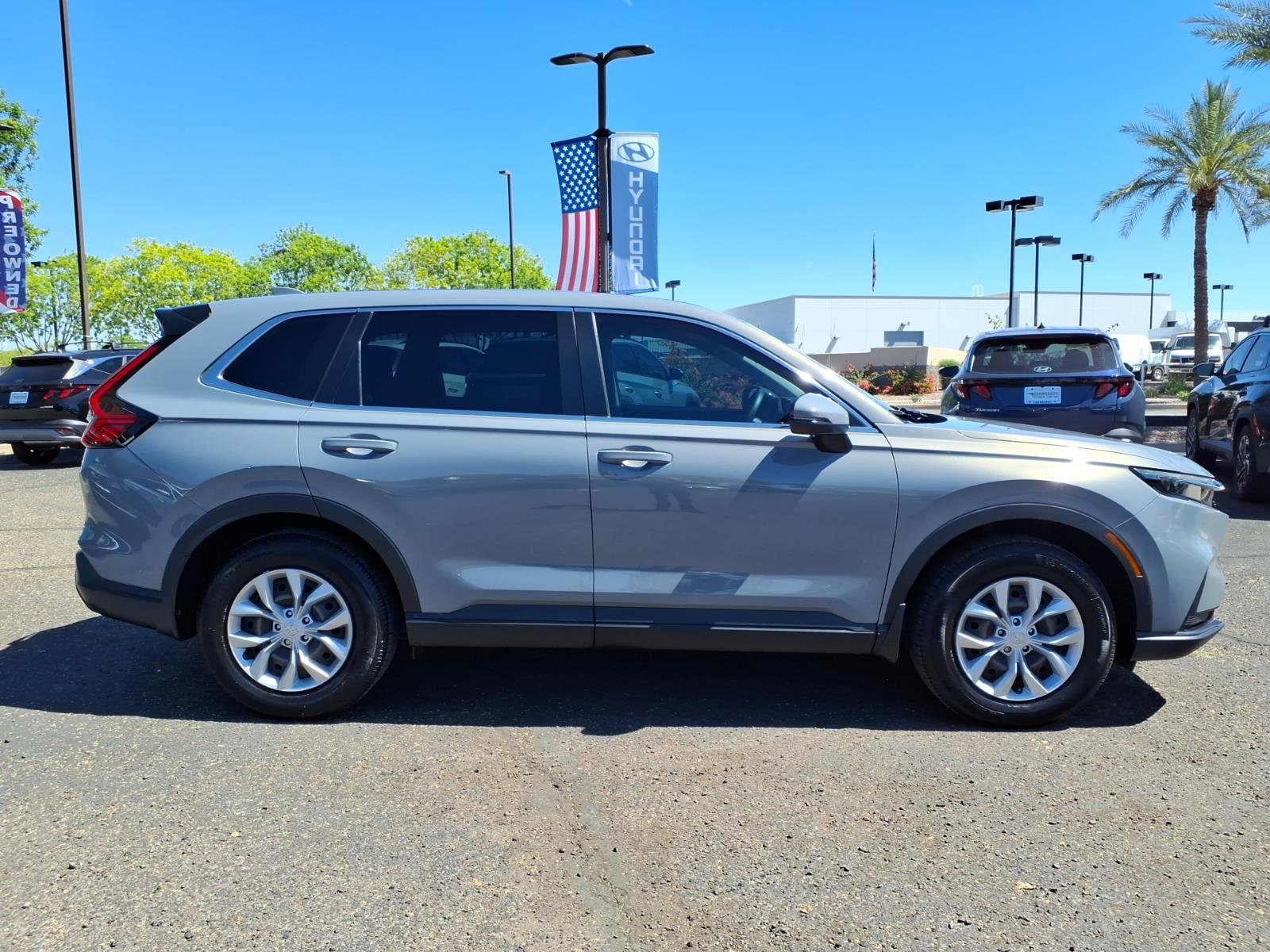 Used 2024 Honda CR-V LX image 4