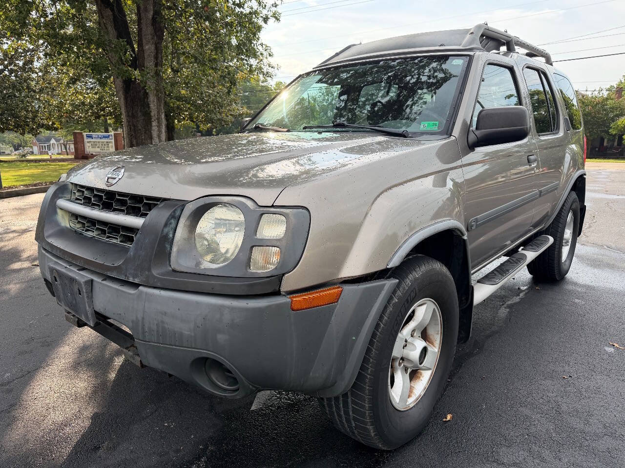 Used 2004 Nissan Xterra XE AWD/4WD image 2