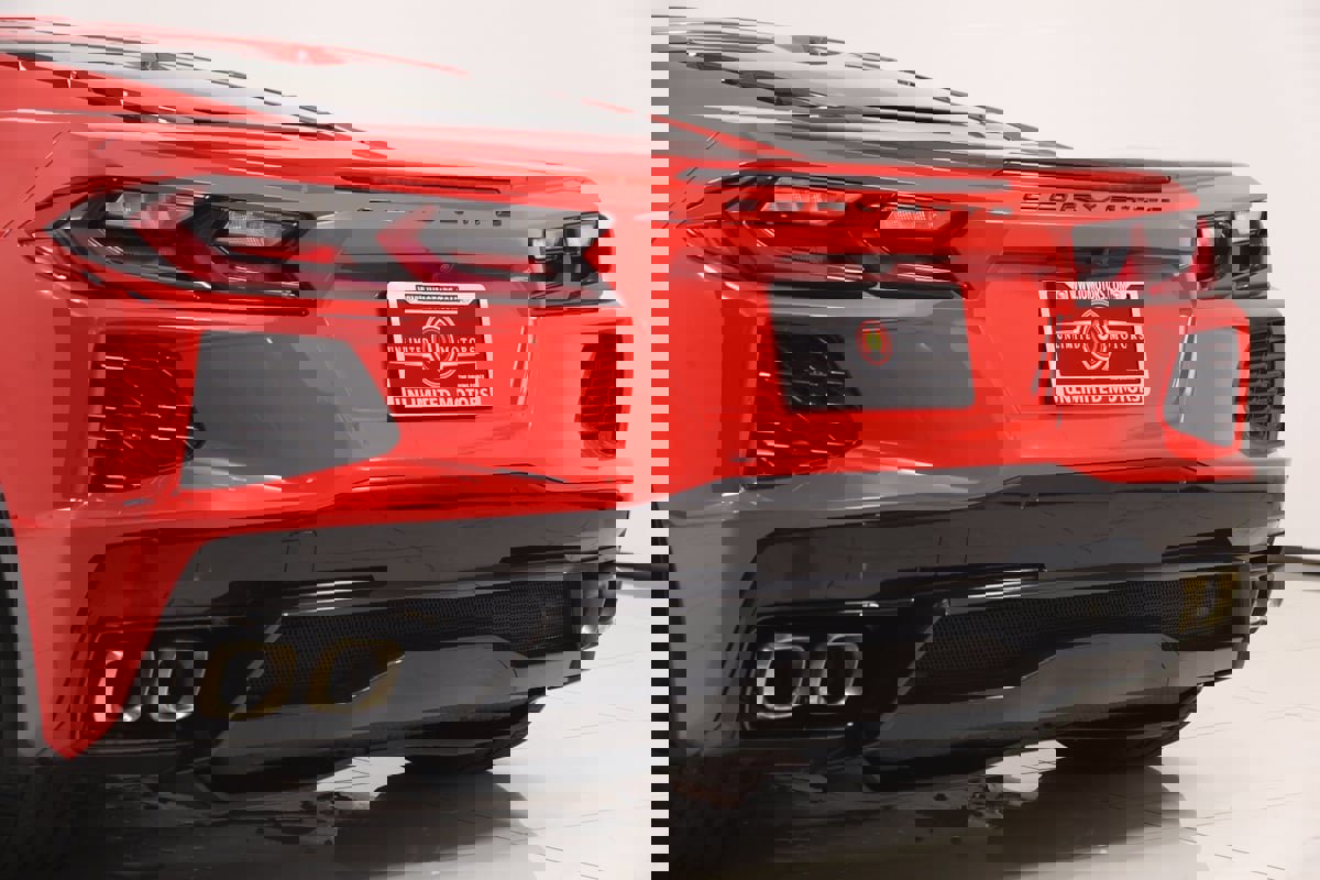 Used 2023 Chevrolet Corvette Stingray Preferred Cpe w/ 2LT image 34