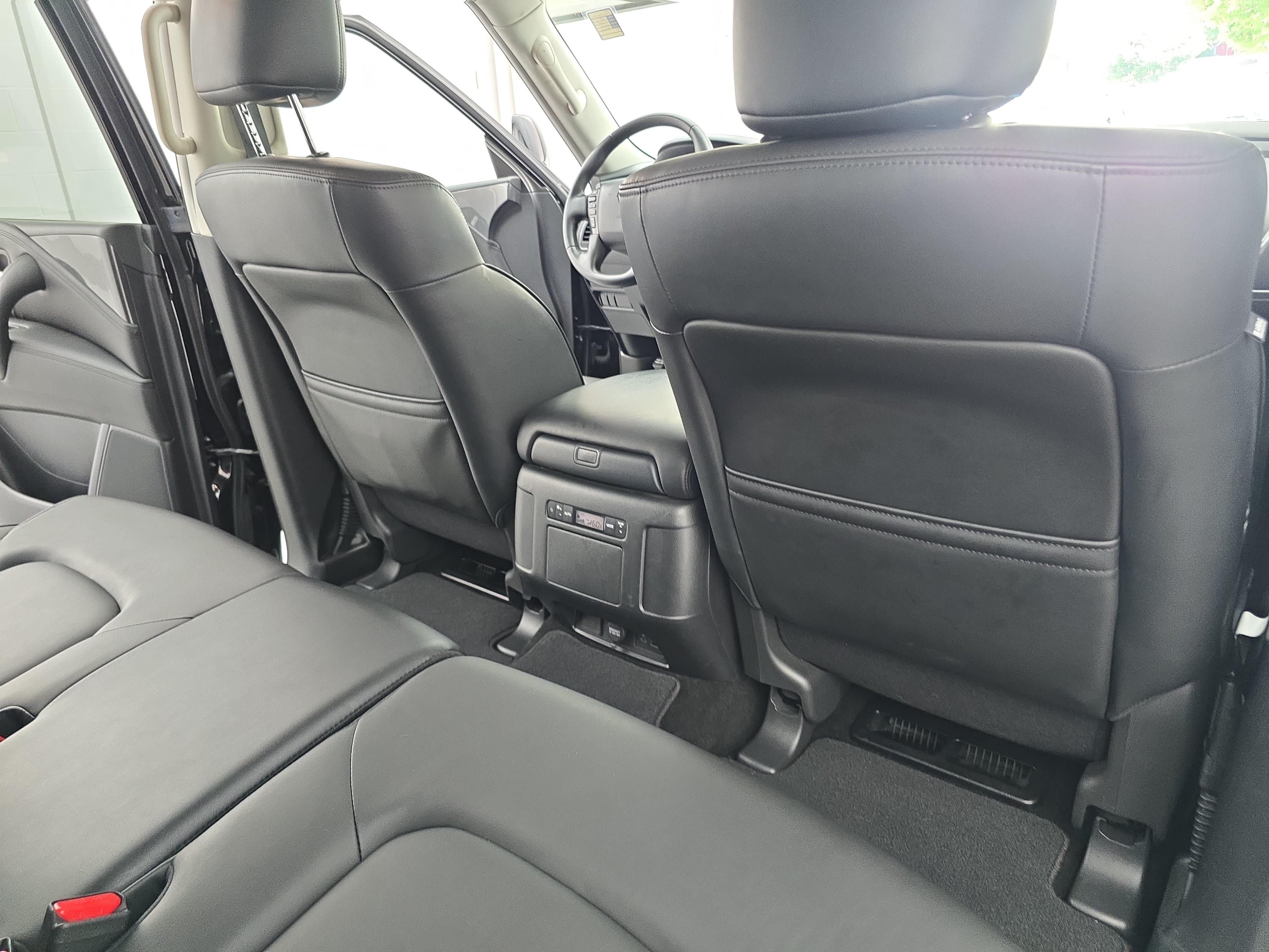 Certified 2023 Nissan Armada SV w/ Cargo Package AWD/4WD image 11