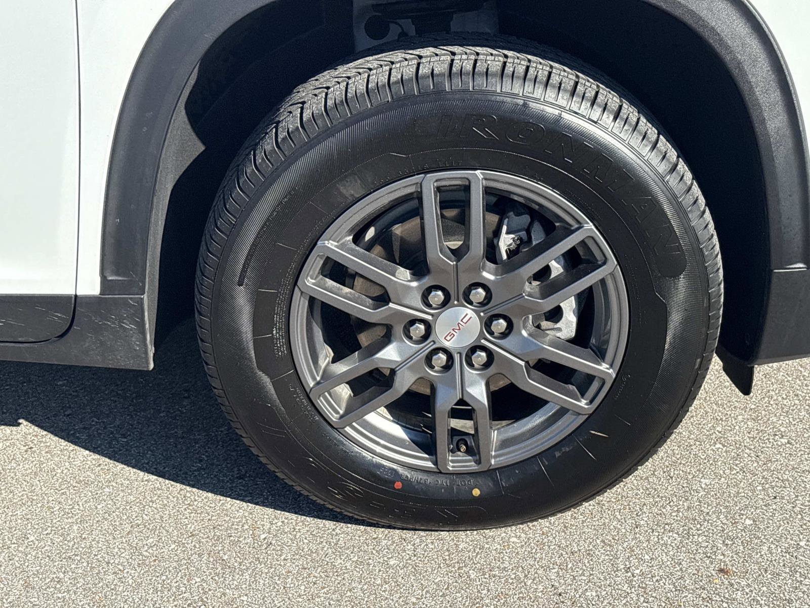 Certified 2025 GMC Acadia Elevation image 10