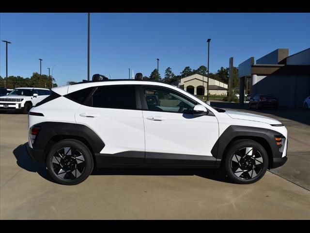 Certified 2025 Hyundai Kona SEL FWD image 2