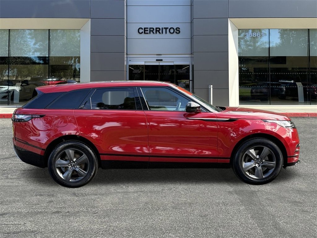 Used 2023 Land Rover Range Rover Velar R-Dynamic S image 5