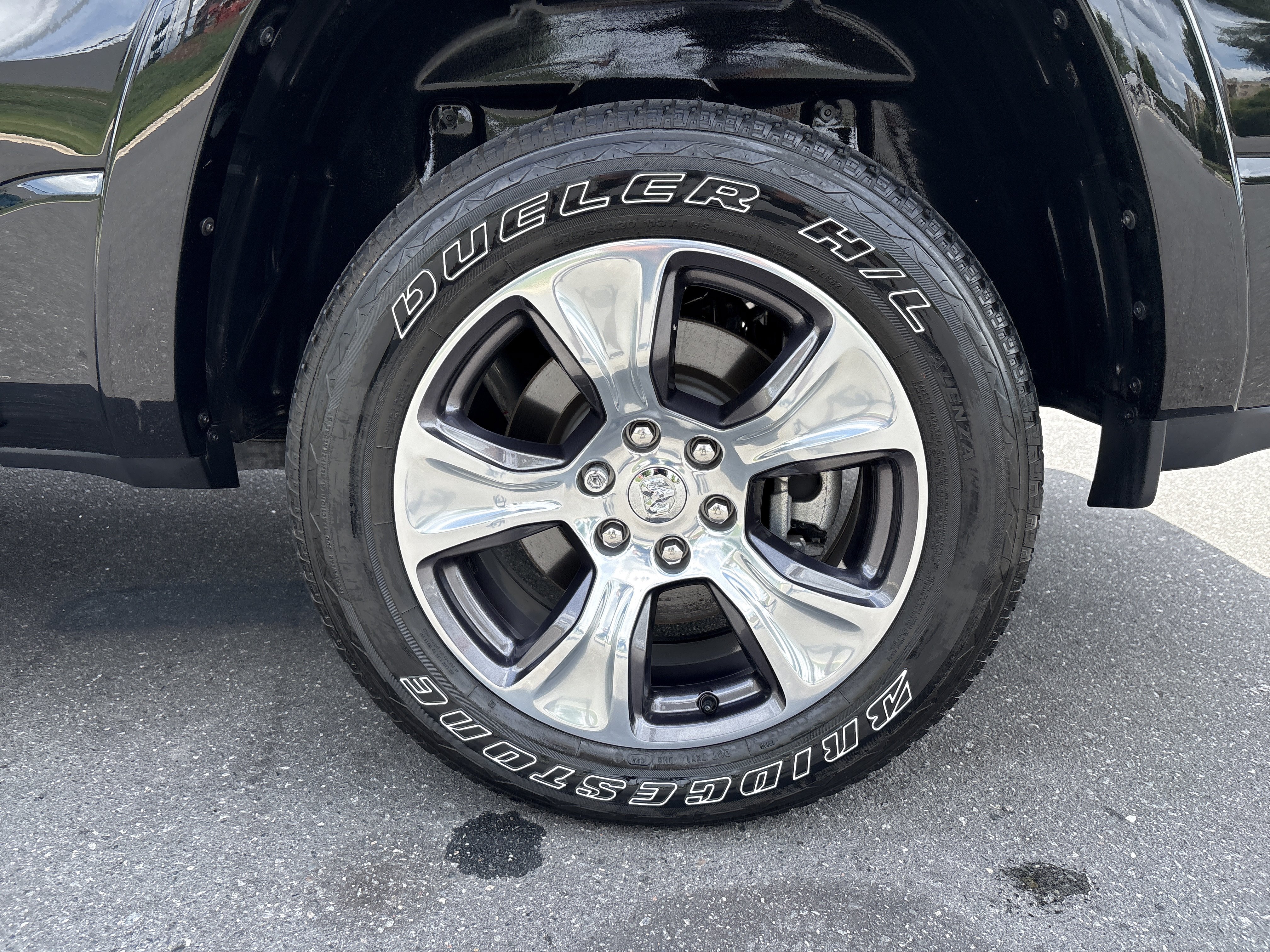 Certified 2022 RAM 1500 Laramie w/ Sport Appearance Package AWD/4WD image 14