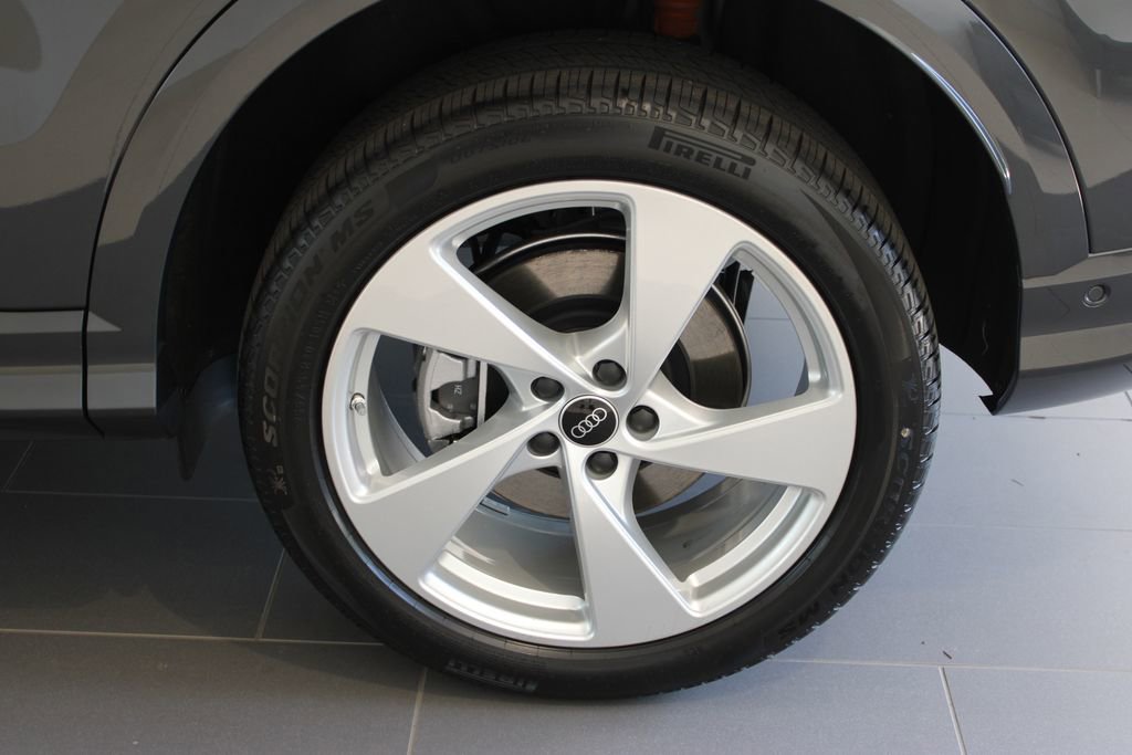 New 2025 Audi Q5 Premium Plus image 34