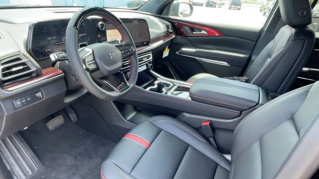 New 2026 Chevrolet Traverse RS w/ LPO, Floor Liner Package FWD image 11