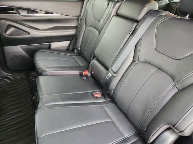 Certified 2025 INFINITI QX60 Pure w/ Cargo Package FWD image 12