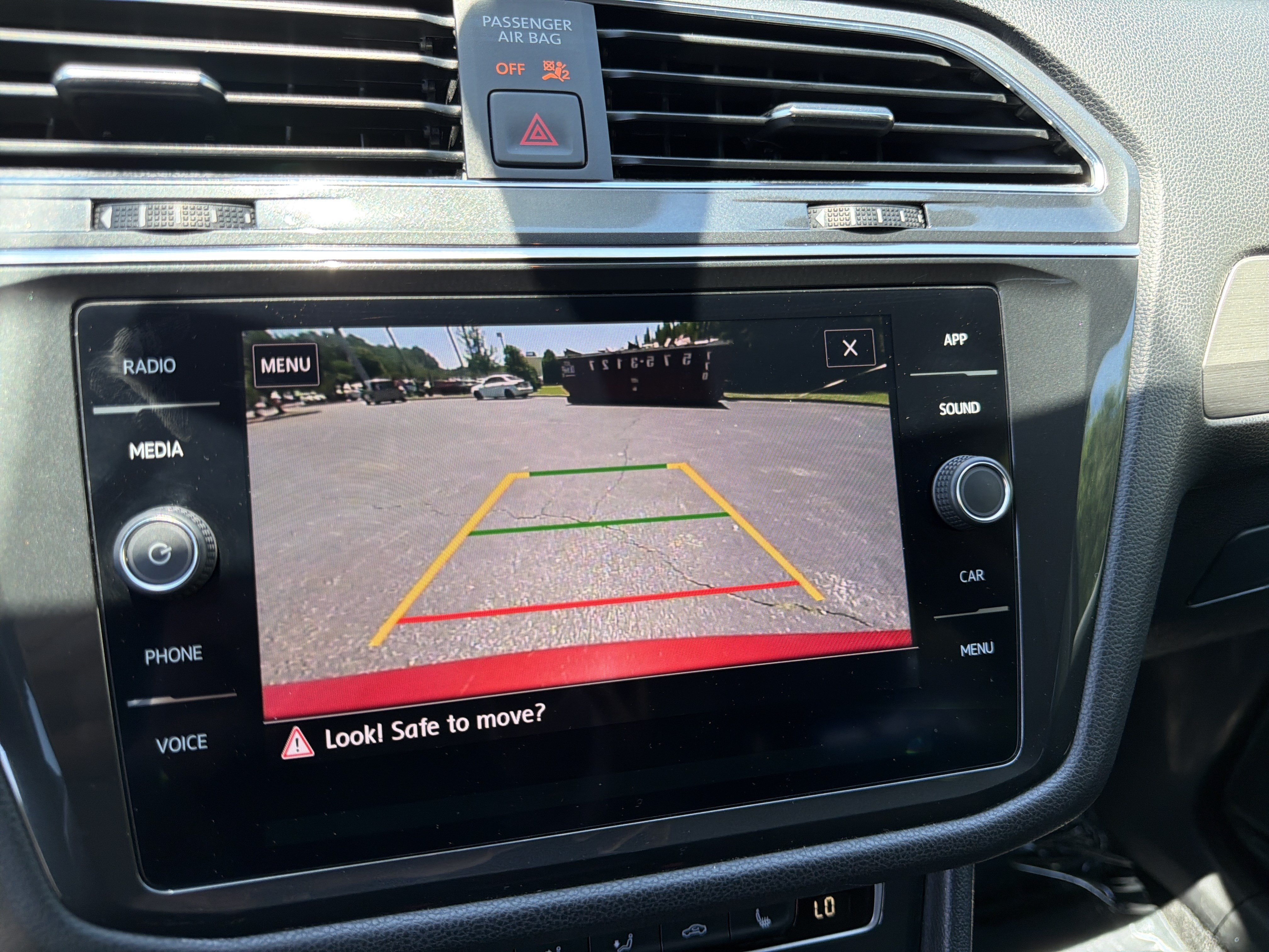 Used 2019 Volkswagen Tiguan SE FWD image 31