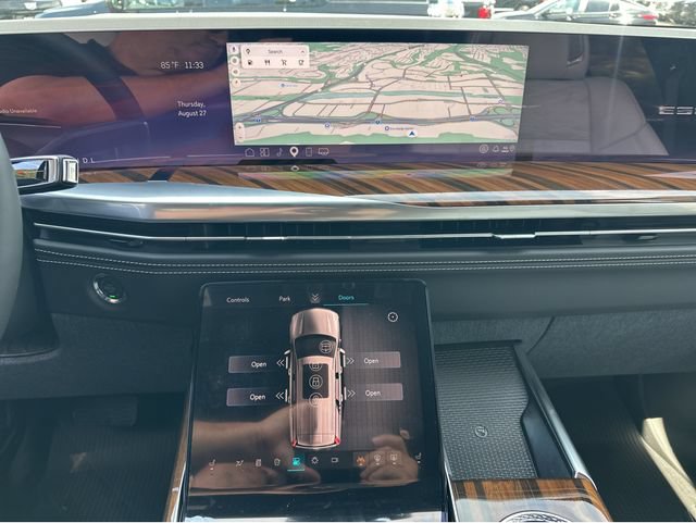 New 2026 Cadillac Escalade ESV Platinum Sport w/ LPO, ONYX Package AWD/4WD image 28