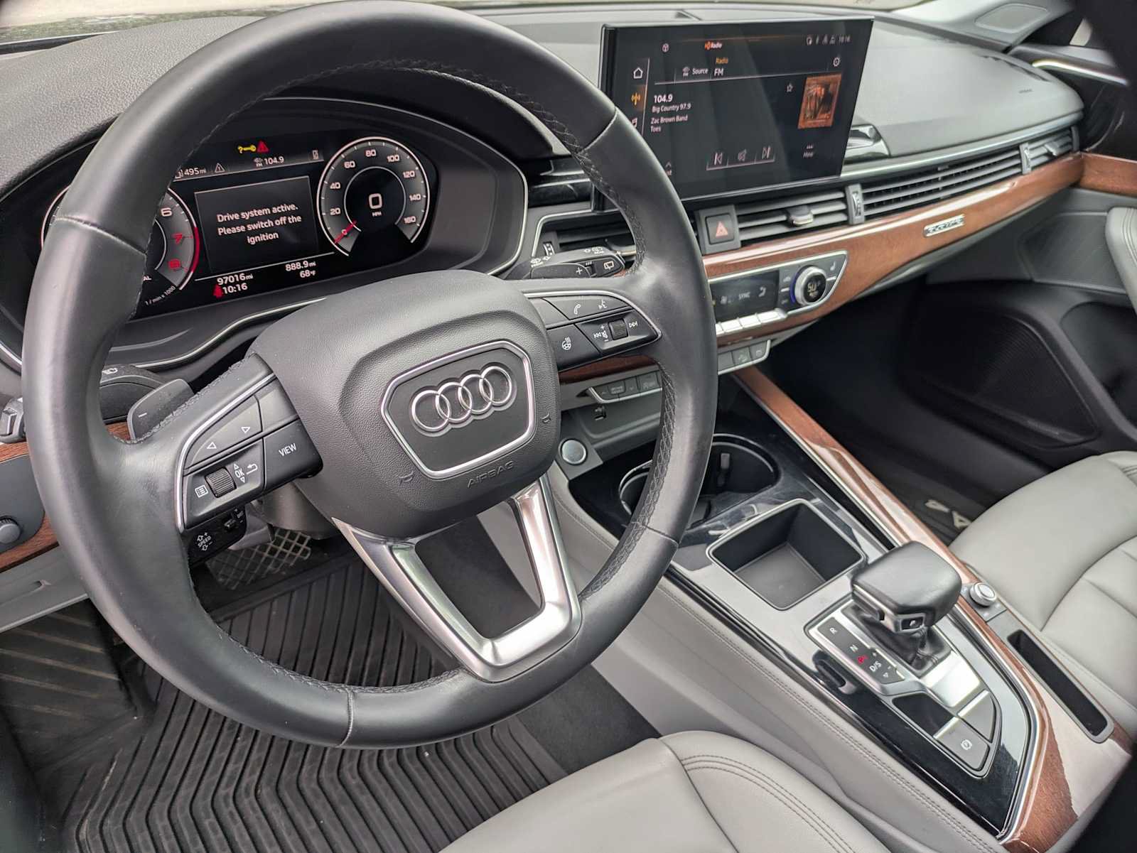 Used 2021 Audi A4 2.0T allroad Premium Plus w/ Premium Plus Package AWD/4WD image 11