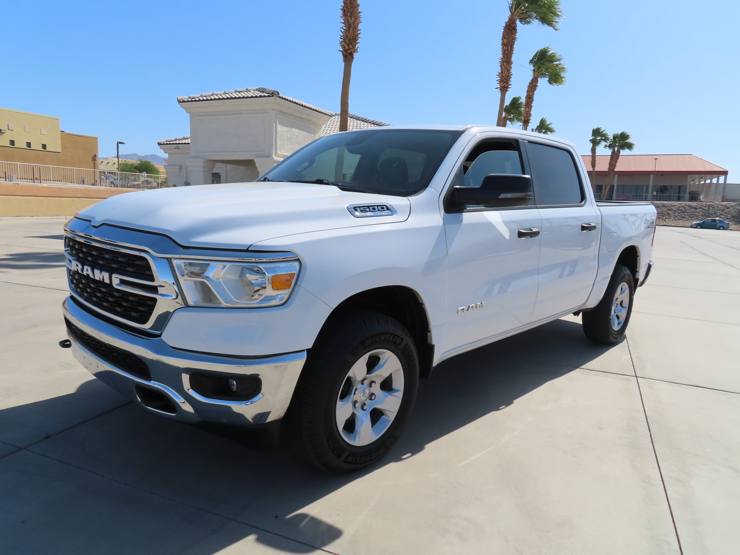 Used 2023 RAM 1500 Big Horn AWD/4WD image 3