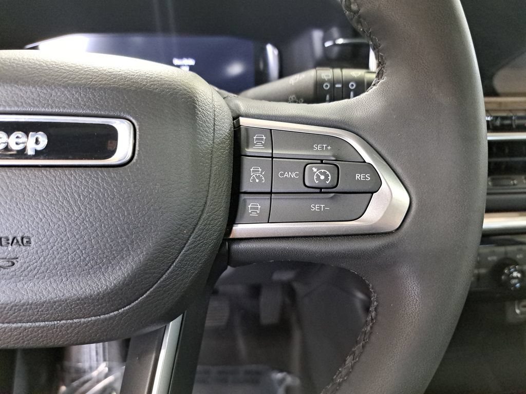 Certified 2023 Jeep Compass High Altitude AWD/4WD image 18