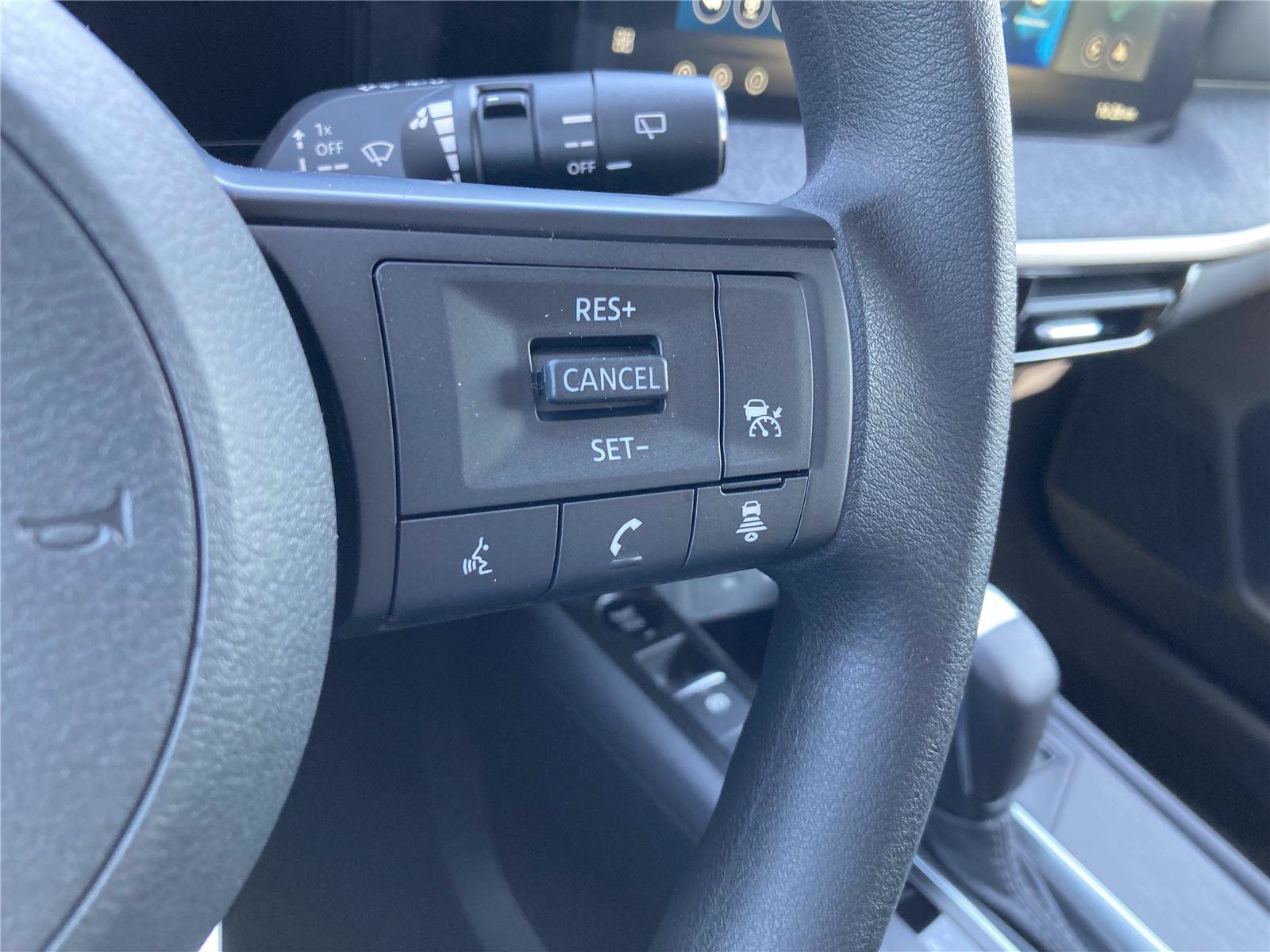 New 2026 Nissan Kicks SV w/ SV Premium Package FWD image 24