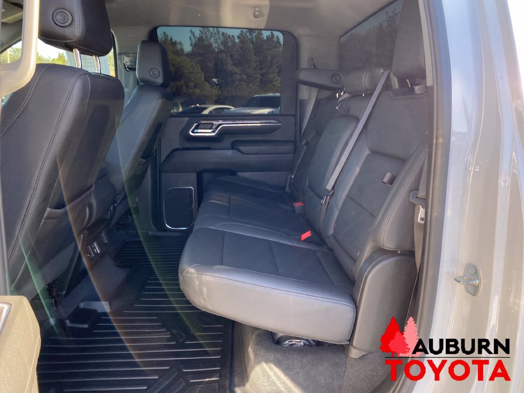 Used 2024 Chevrolet Silverado 2500 LTZ AWD/4WD image 18