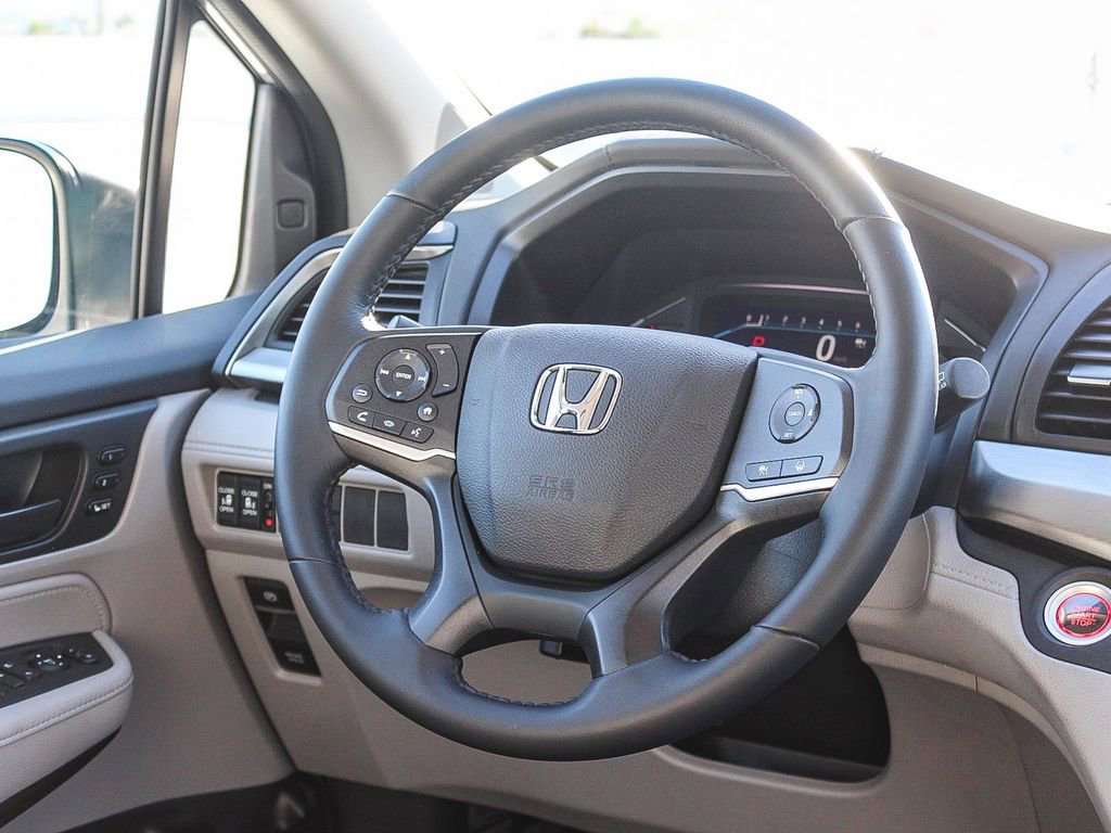 Certified 2023 Honda Odyssey EX-L image 16