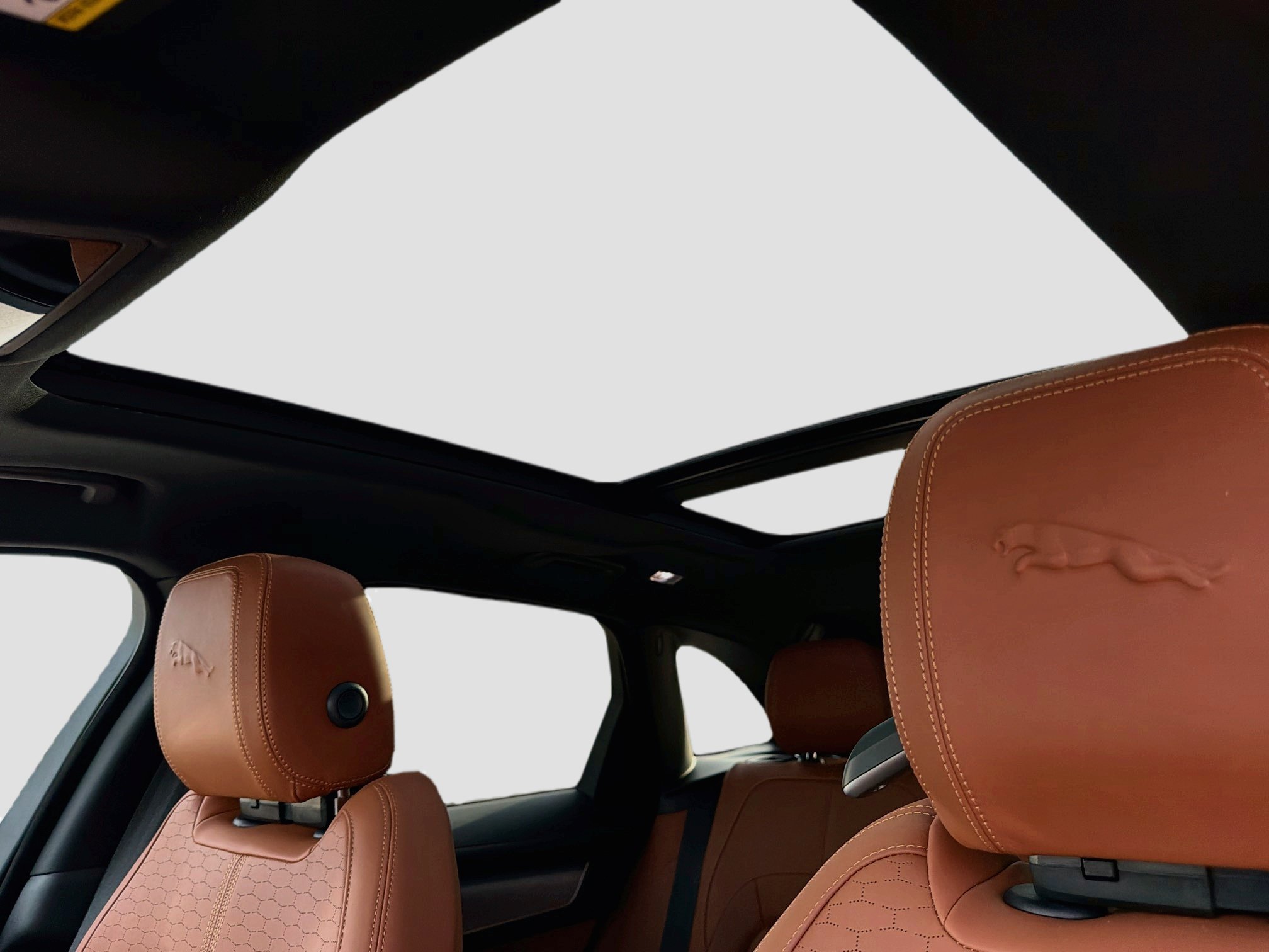 New 2026 Jaguar F-PACE R-Dynamic S AWD/4WD image 27