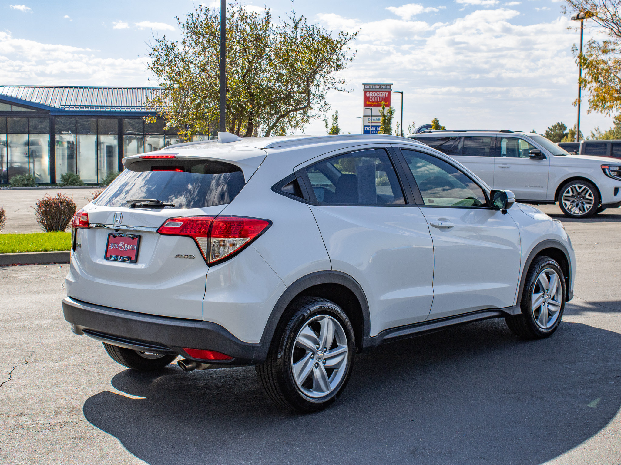 Used 2019 Honda HR-V EX image 8