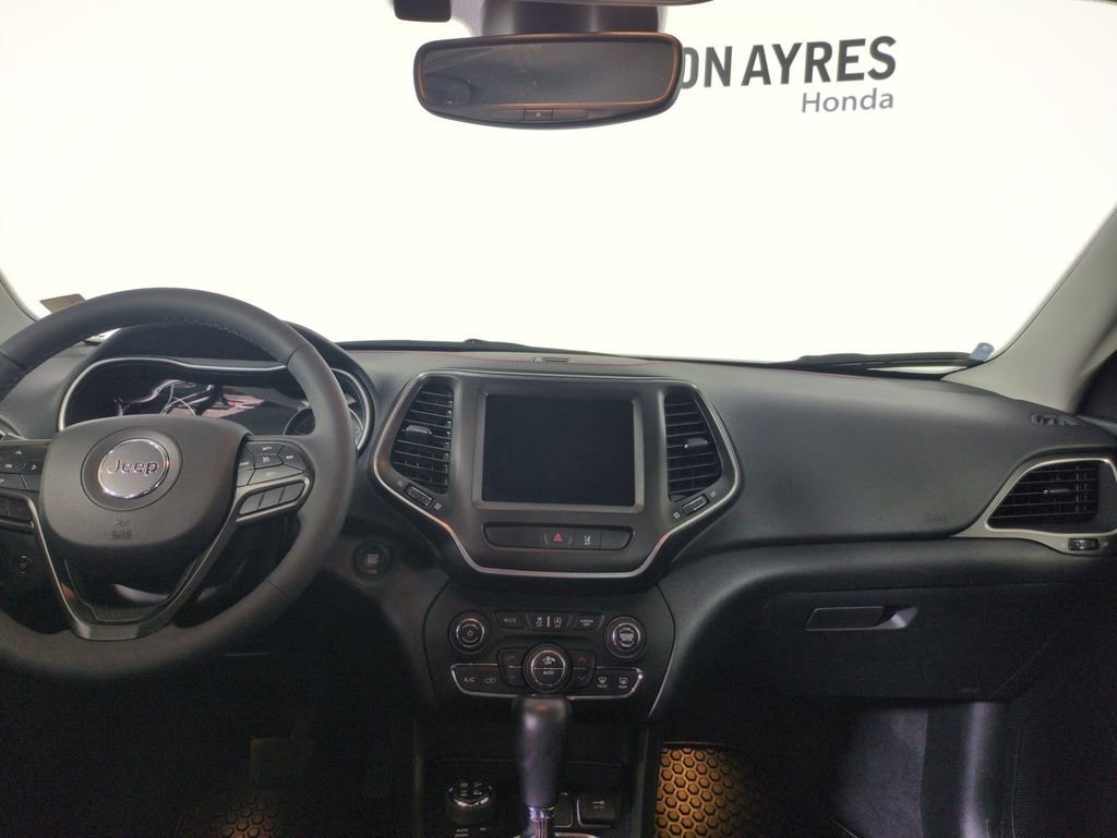 Used 2022 Jeep Cherokee Trailhawk w/ Premium Leather Package image 18