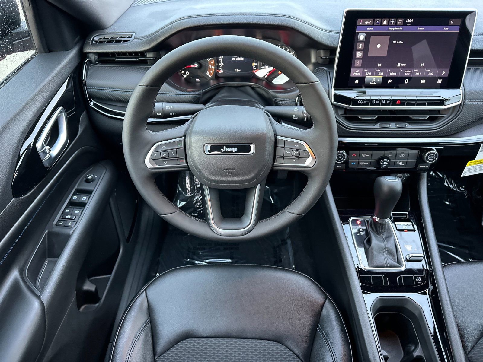 New 2026 Jeep Compass Latitude AWD/4WD image 13