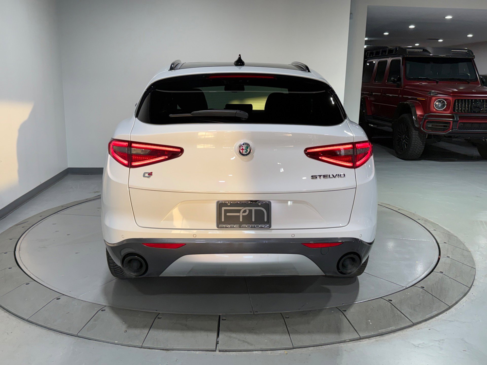 Used 2022 Alfa Romeo Stelvio Ti image 14