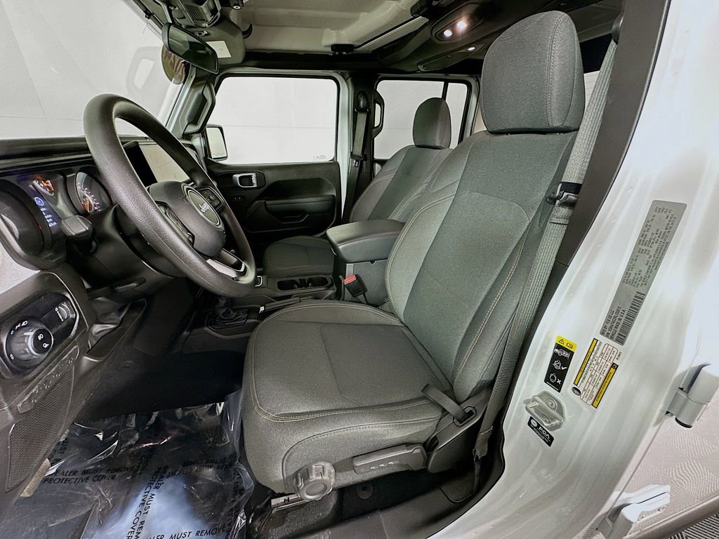 Certified 2024 Jeep Gladiator Sport image 30