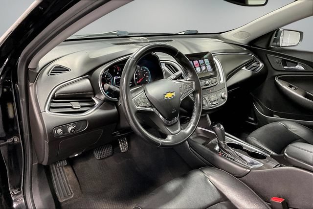 Used 2016 Chevrolet Malibu LT w/ Leather Package FWD image 16